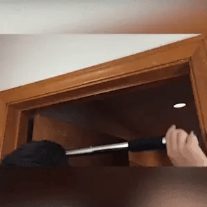 Fixation de porte pour balançoire thérapeutique